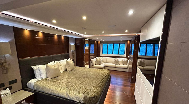 Le Verseau Mega Yacht 86