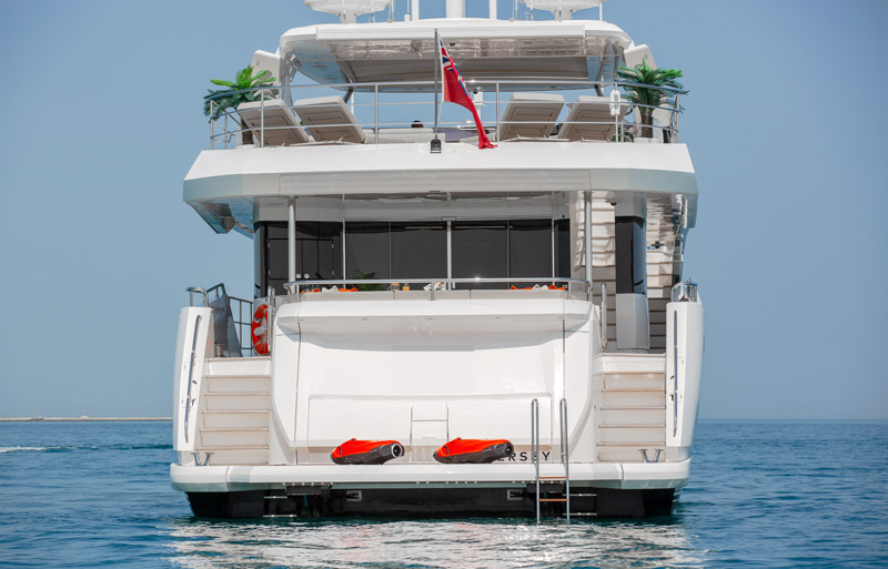 Dubai VIP yacht Sunsseeker 116 rental