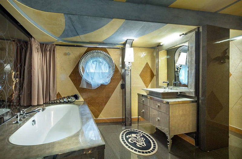 booking Elite Ocean Fast X 165 Mega Pool yacht dubai marina