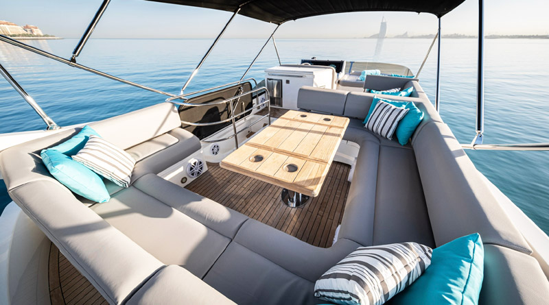 charter yacht Elite White Riva 70 sunseeker dubai