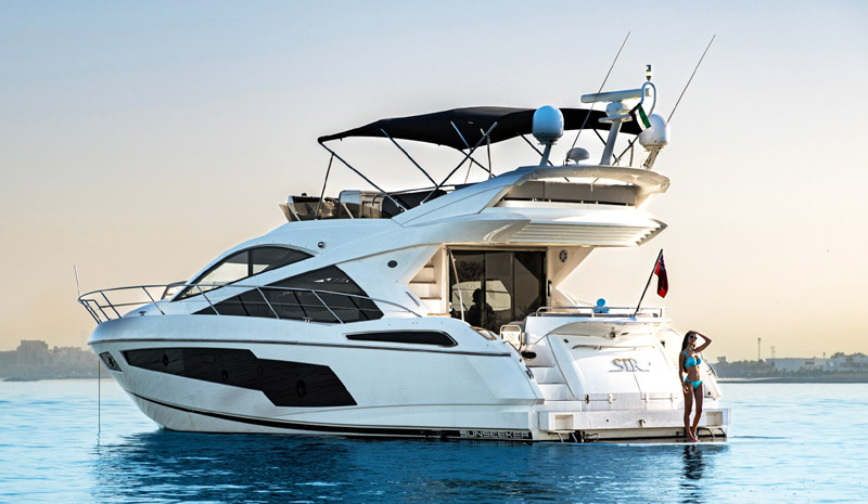 rental yacht Elite White Riva 70 sunseeker dubai