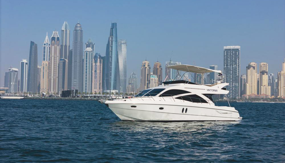 rent Legacy Orion Crown boat 51 dubai