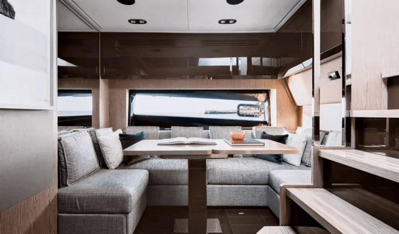чартер яхты azimut 51 Айя Напа