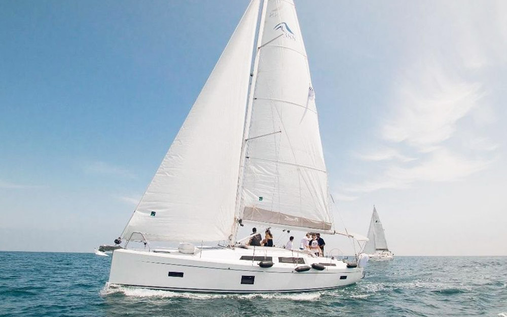 Sailing yacht rental hanse 388 limassol