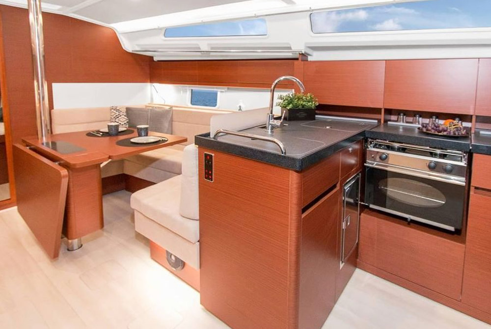 bareboat Yacht charter hanse 388 limassol